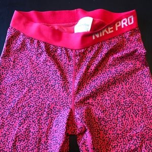 Nike Pro Crops